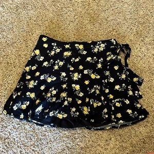 Hollister women’s skort